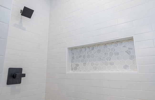 Heaven-sent Convenient 4br/ 3BA Near Downtown - Foto 26