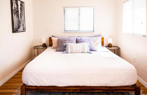 Sun-Drenched 1BR Apt - 5min walk to Beach - Foto 3