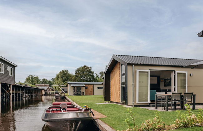 Fenced Garden Family Chalet - Photo 19