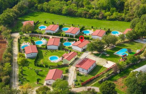 Beautiful Home In Tinjan - Foto 1