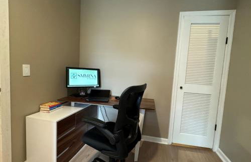 NEW! Urban Oasis, Chic 3-BR 2-BA Corner Unit, Steps Away from NYC! - Foto 17