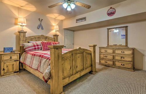 Deck and Fire Pit Lakefront Hideaway in Scranton! - Foto 13