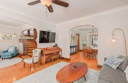 Character Family Home - 3 bedroom 2 bath - Foto 1