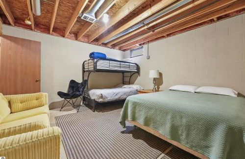 The Hillside Hideaway at Crystal Lake - Great Spa! - Foto 47