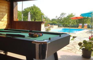 Villa Stone Medal - Photo 77