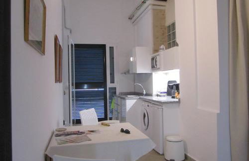 Villa Amalia Suites Malaga - Photo 6