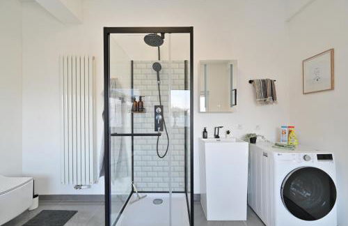 Yello Homes - Luxus Loft für bis zu 7 Personen nähe Airport & Messe, Tischfußball & Whirlpool - Foto 15