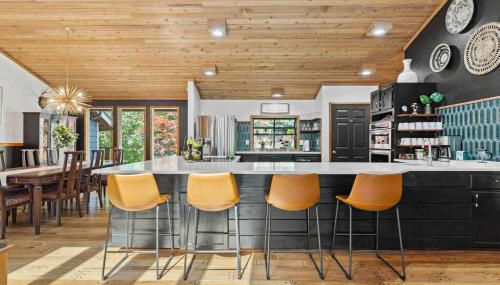 Luxe Lake Home Reflect Recharge and Reconnect - Foto 3