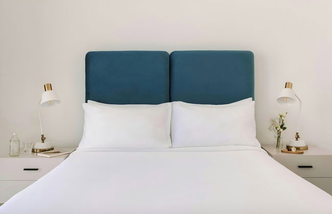 Sonder by Marriott Bonvoy Downtown Towers Apartments - Photo 23