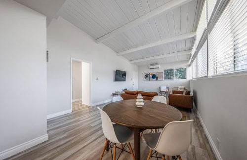 Spacious 2-Bedroom Duplex in Beverly Hills Residential Area - Foto 19