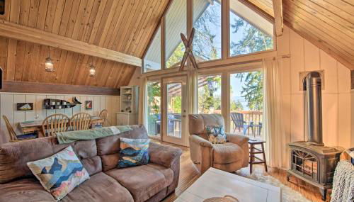 Unique Camano Cabin with Mountain and Water Views - Foto 4