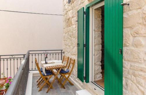 Luxury Apt Petra in 400 year old stone house 4+2 - Photo 60