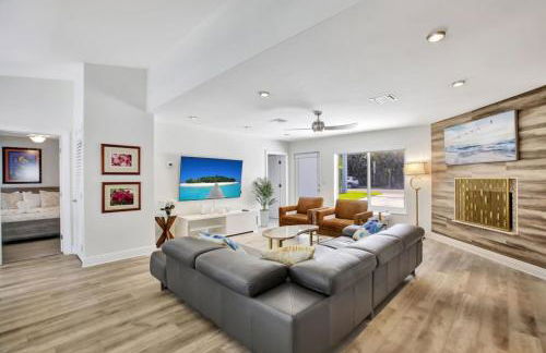 Lakefront Family Fun Home with Private Dock 3BR 2B - Foto 38