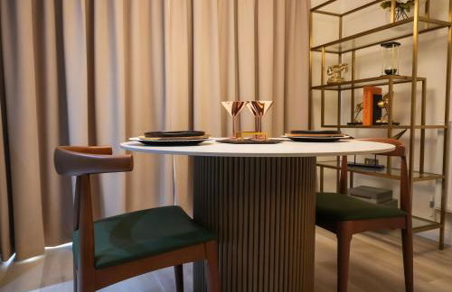 Adeluxe Aura - Entire Ultra Luxury- Super King Bed with Free WiFi, Netflix and Amazon Prime - Foto 3