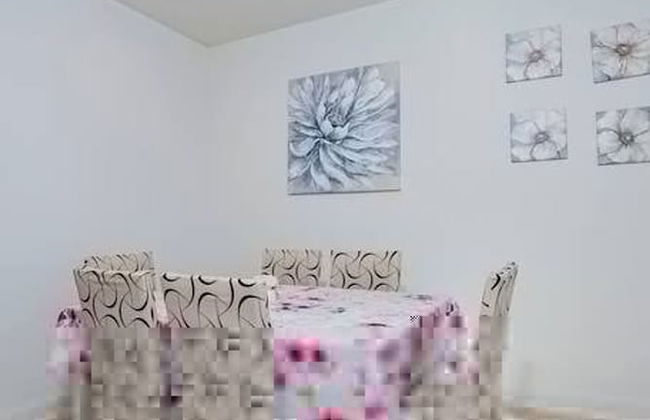 Luxurious Ontario Townhouse Ideal Family Retreat - Photo 39