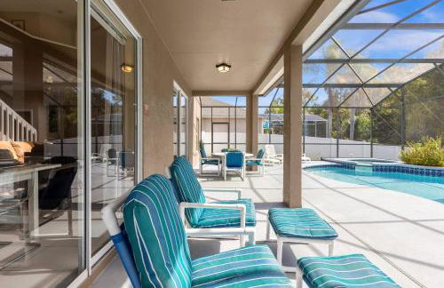 Upstay Home w Pool Hot Tub & Patio - Pet Friendly - Foto 10