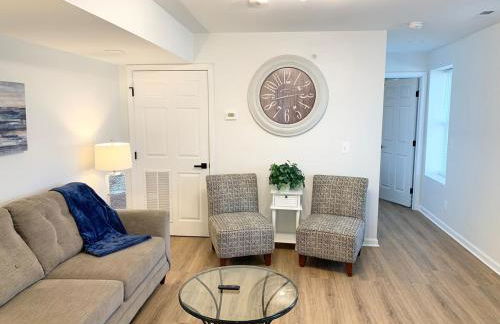 Comfy Cozy 2BD-2BA apt in Federal Hill - Photo 25