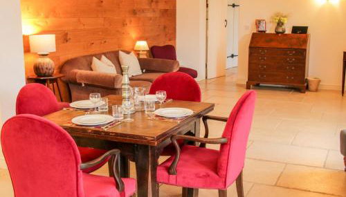 Treehouse Barn at Pitchford Estate - Foto 5