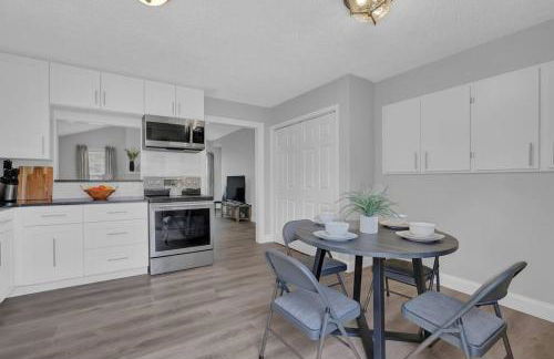 The Smart Stay ! New Remodel! Minutes from Atlanta - Foto 5