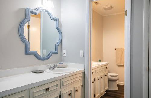 NEW - Walking distance to POOLS and BEACH - Foto 26