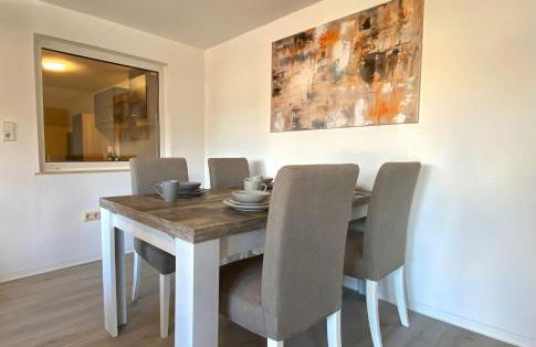 Gemütliche Unterkünfte für längeren Aufenthalt und Monteure inkl Balkon, Waschmaschine, WiFi, Küche und Parkplatz - Foto 19