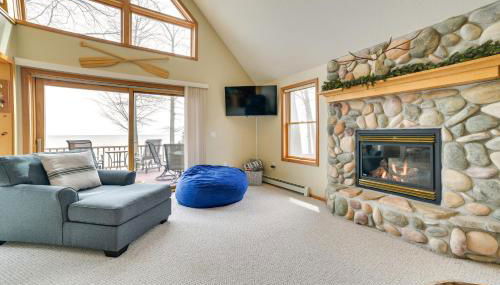 Waterfront Lake Huron Home - Private Beach! - Foto 5