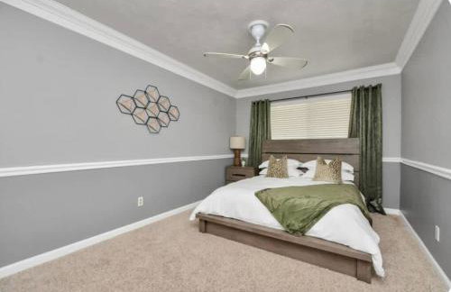 Backyard Oasis-Pool & Grill-Heart of Friendswood - Foto 53