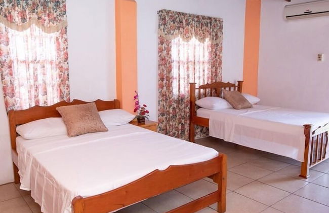 Lesville Tobago - Foto 19