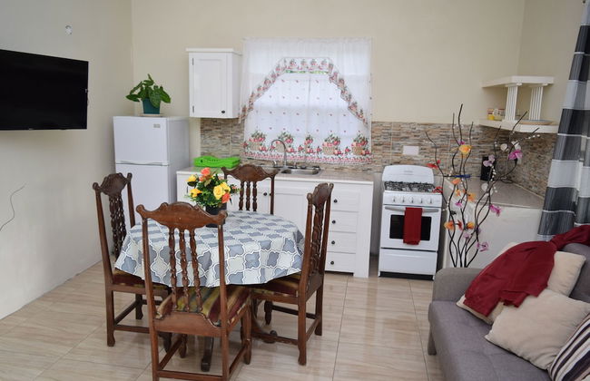 Justinn Apartments - Foto 4