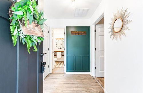 Scandi Chic-mins to KSU, Sleeps 5, wKing, pet friendly - Foto 24