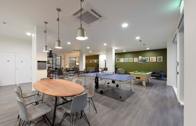 For Students Only Bright Ensuite at St Mungo's in Glasgow - Photo 10