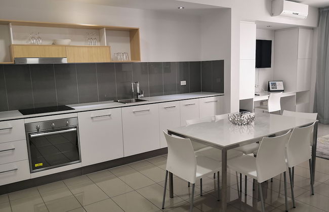 Atrio Apartments - Photo 13