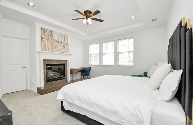 Lux Galleria Home-5BR Roof Deck - Foto 10