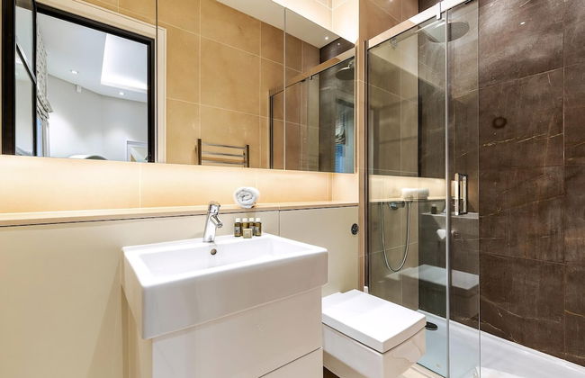 Pepys House: A Modern Touch of History - Foto 61