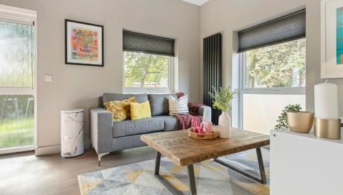 Brand New 1-Bed Flat With Free Parking - Foto 2