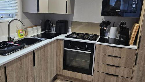 Escape in Carnforth Lodge - Sleeps 6 - Photo 5