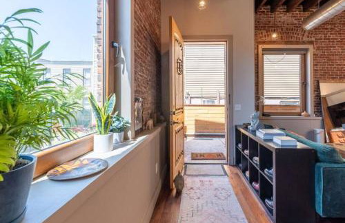 Stylish SOHO-Inspired Loft, 15 Min to NYC Times Square - Foto 8