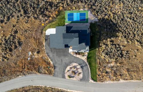 Luxury Lodge with Hot Tub, Theater and Pickleball Court - Foto 27