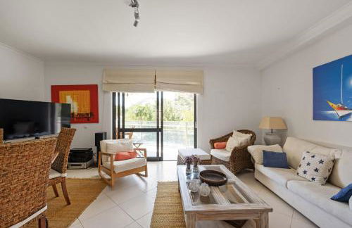 BmyGuest - Sesimbra Palames Beach & Pool Apartment - Foto 6