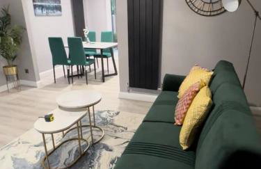 Modern 3 bedroom house- 2 parking spaces- near central MK - Foto 13