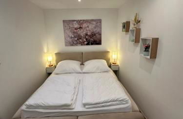 WOLFÜHLOASE am Hamburg Airport - Photo 8