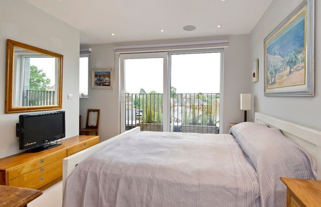 Fabulous 2-bed Penthouse, Wimbledon - Foto 3