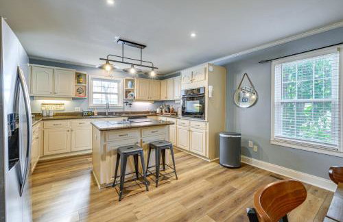 Lake Sinclair Retreat with Big Water Views and Dock! - Foto 10