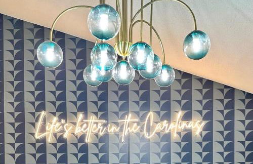 Theater and game rooms 5 bedrooms 2 king size beds TikTok and social media wall - Foto 50