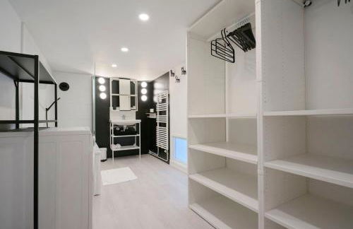 Charming and quiet apartment on the main boulevard - Foto 22