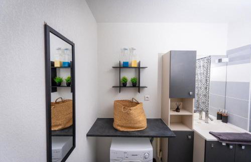 Ô Doux Séjour - Parking, NetFlix, Terrasse - Foto 7