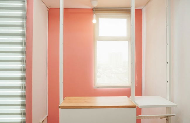 Best Studio Apartment Vittoria Residence with Sofa Bed - Photo 2