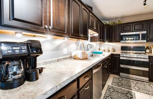 Updated Robinson Vacation Rental with Fireplace! - Foto 9