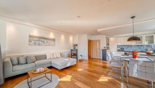 Lüftenblick - 2 Ferienwohnungen am Starnberger See, mit Terrasse oder Balkon, Weitblick, Sauna, Kamin, E-Ladestation - Foto 3