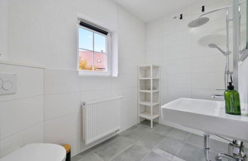 HomeTonight Workers Home - Waldershof große Teams willkommen - Foto 7